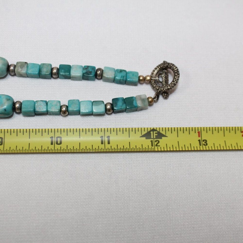 Beautiful Magnesite Gemstone Necklace 22" - Picture 12 of 12